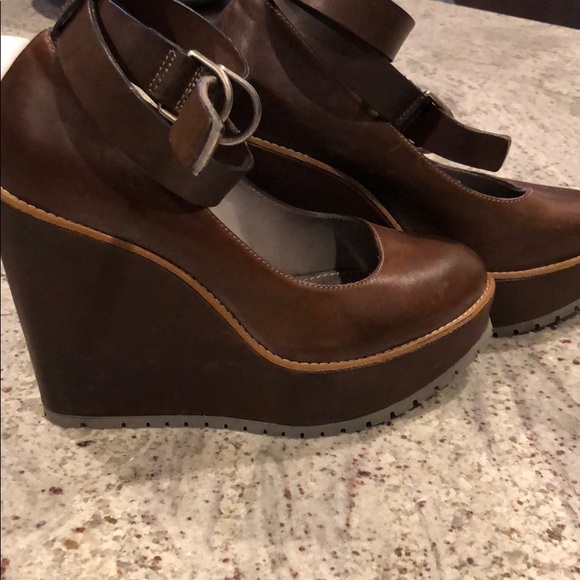 Brunello Cucinelli Women's Platform Wedge Heels - Picture 3 of 6